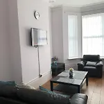Cheapsleepz 49 Moscow Drive