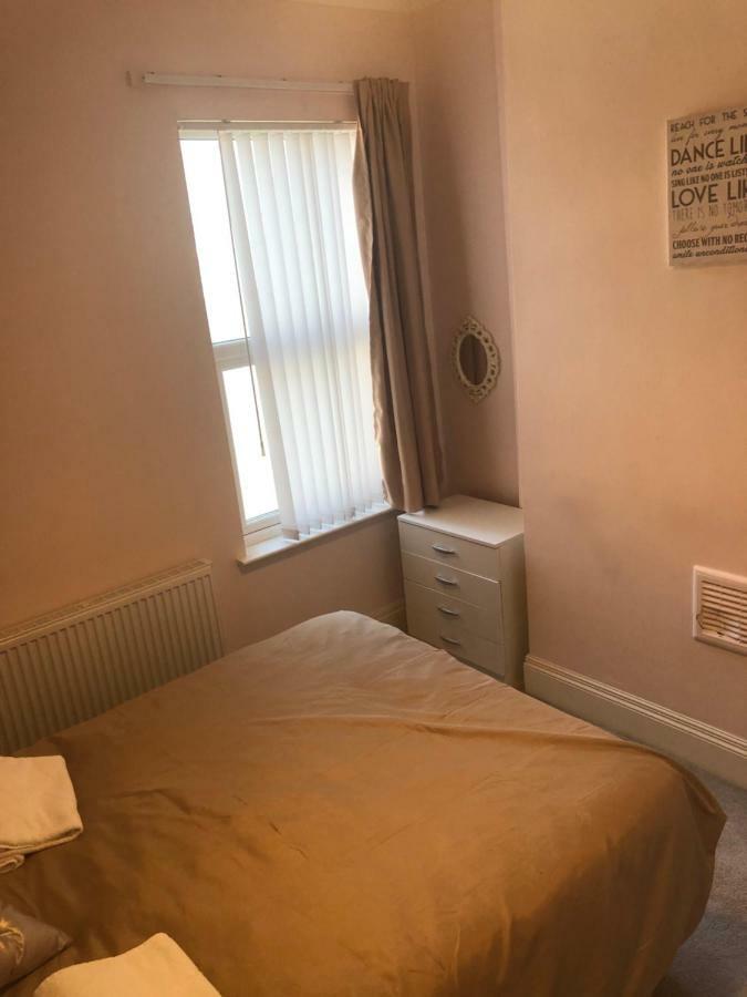 Cheapsleepz 49 Moscow Drive Guest house